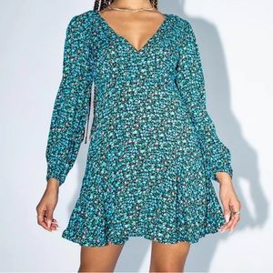 NWOT Princess Polly Womens size 4 Sting black balloon Sleeve floral Mini dress